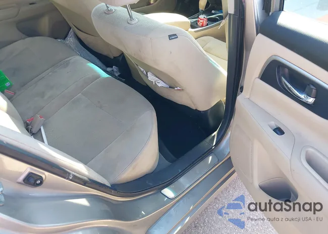 1N4AL3AP2FC588263: 40625971