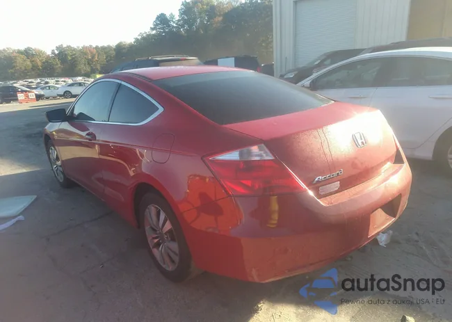 1HGCS12308A028568: 40625979