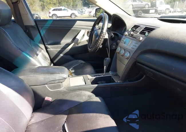 4T1BE46K77U561868: 40628089