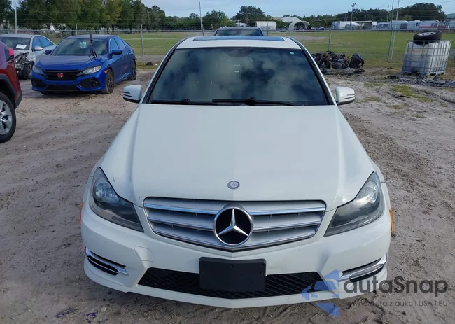 WDDGF8BB1CR207772: 40629369