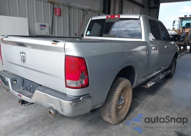 1C6RR7TM8ES269452: 40630681