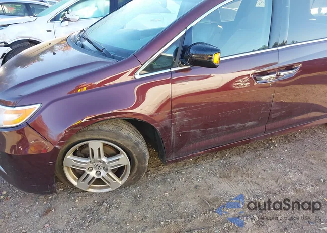 5FNRL5H9XCB067841: 40631672