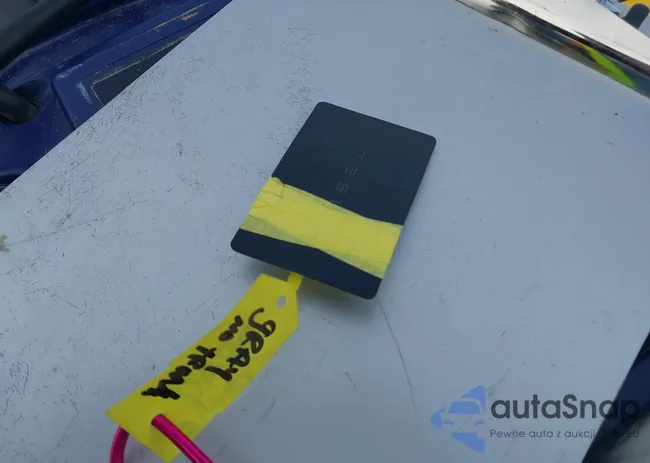 5YJ3E1EA4PF570469: 40634488