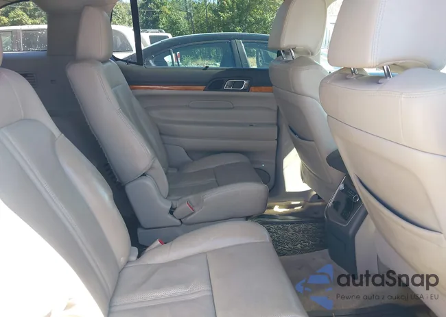 2LMHJ5FR2ABJ06095: 40634620