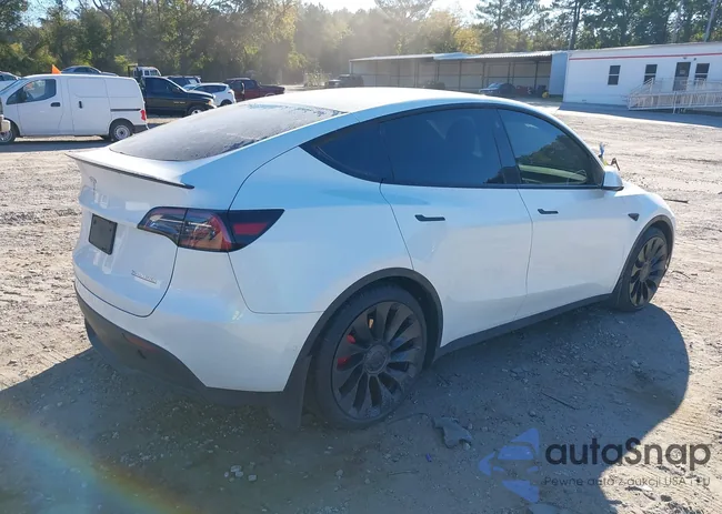 7SAYGDEF8NF532014: 40634137