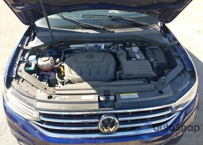 3VVNB7AX0RM057508: 40635786