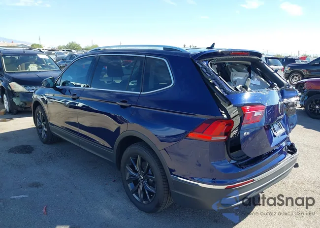 3VVNB7AX0RM057508: 40635786