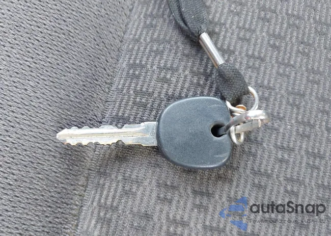 2G1WB5E32G1103853: 40638129