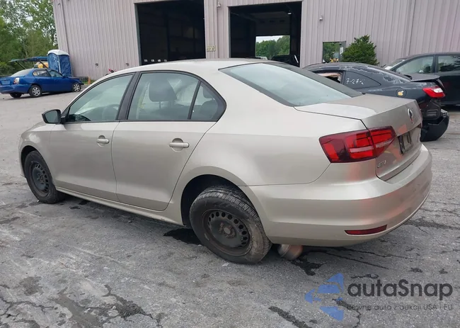 3VW167AJ0GM264536: 40639297