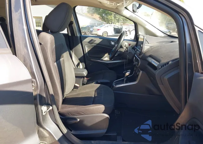 MAJ6S3GL7LC376015: 40639361