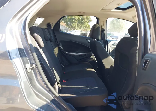 MAJ6S3GL7LC376015: 40639361