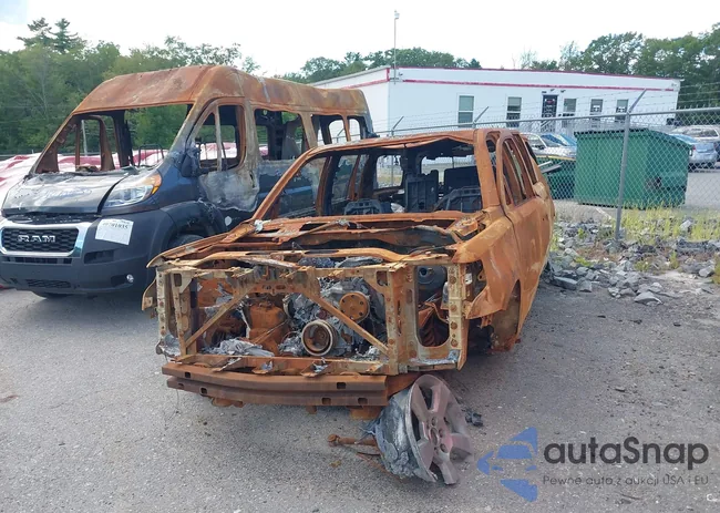 1GNSKJKC5GR291575: 40639495