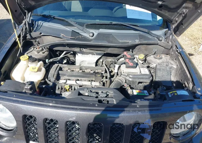 1C4NJPBA3GD700311: 40640461