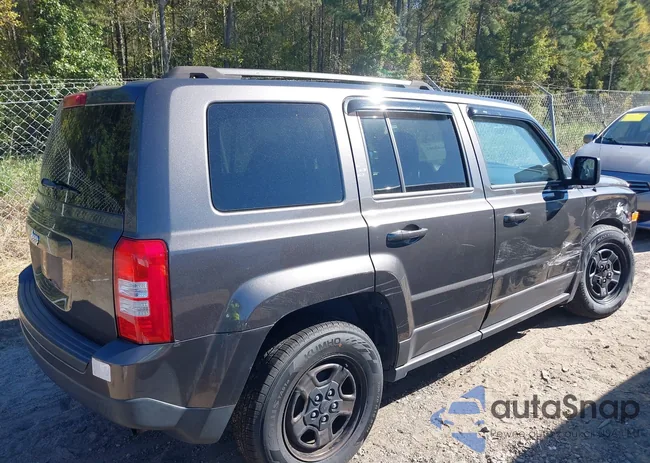 1C4NJPBA3GD700311: 40640461