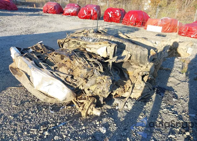 1GCEK14H3DF324603: 40640202