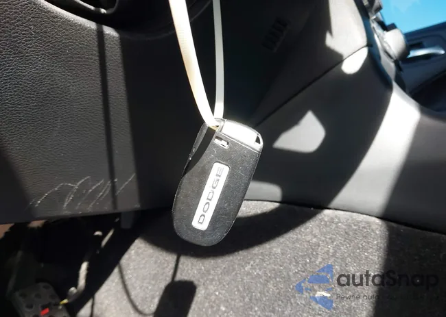 2C3CDXCT8LH153942: 40641763