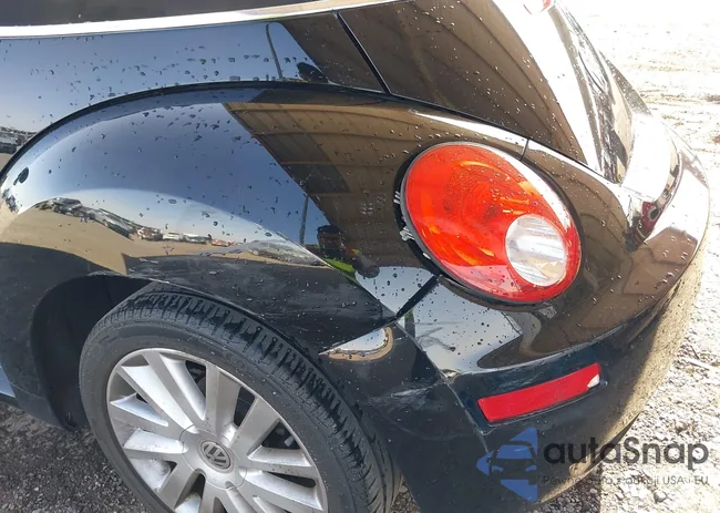 3VWRW3AL0AM008949: 40641104