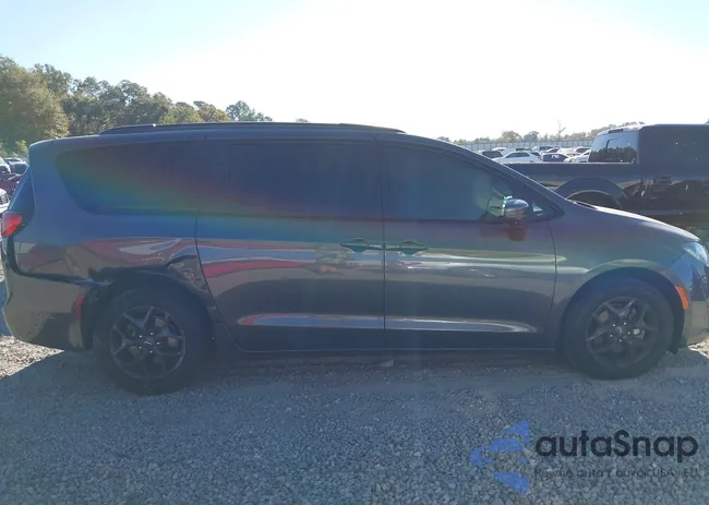 2C4RC1FG1LR245764: 40646472