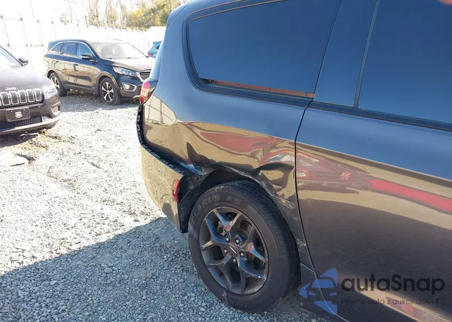 2C4RC1FG1LR245764: 40646472