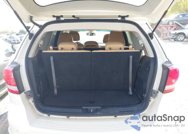 3C4PDCDG8ET123065: 40646842