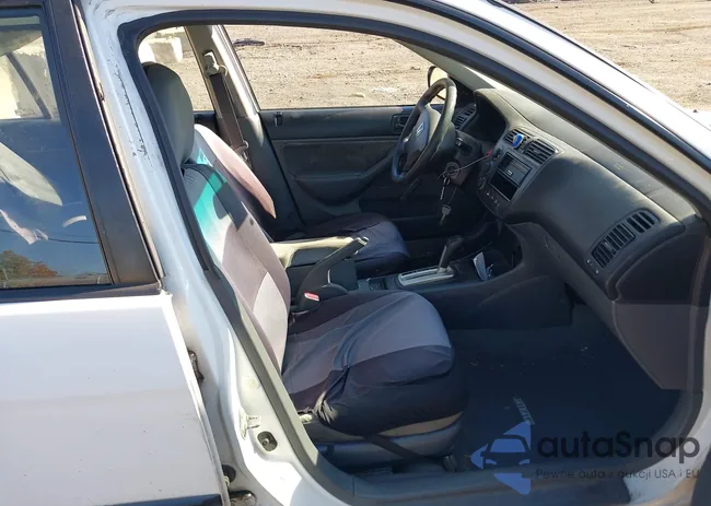 2HGES16344H608484: 40647663