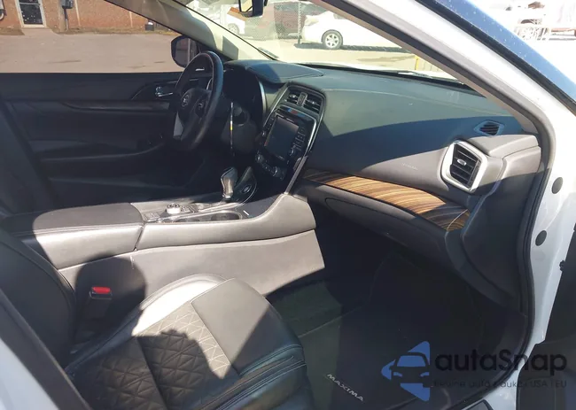 1N4AA6AP5HC406825: 40647114