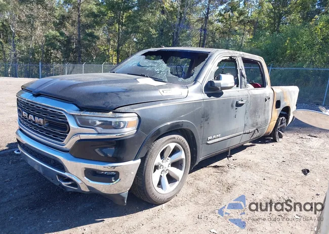 1C6SRFHT3MN524923: 40647862