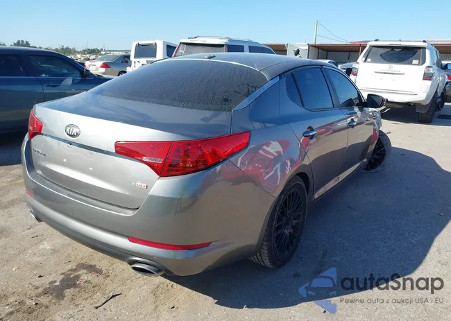 5XXGM4A75DG129880: 40648132