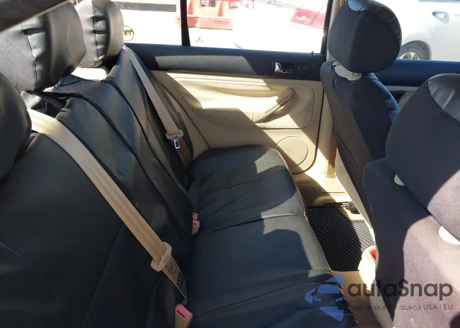 3VWSK69MX2M073952: 40651589