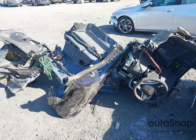 2G1FL1EP3D9801796: 40652710