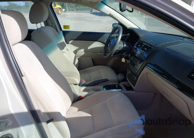 3FAHP081X8R144555: 40653138