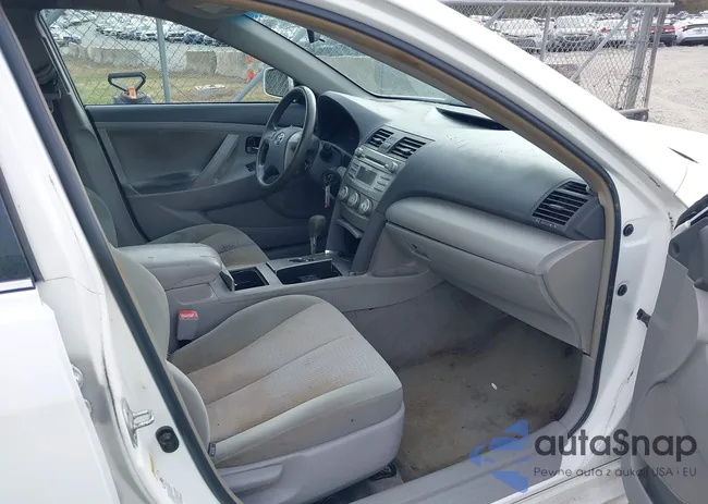 4T4BF3EK2BR182901: 40653354