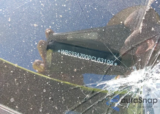 WBS33AZ00PCL63199: 40653684