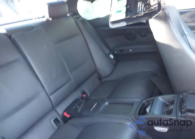 WBSKG9C5XBE369107: 40655352