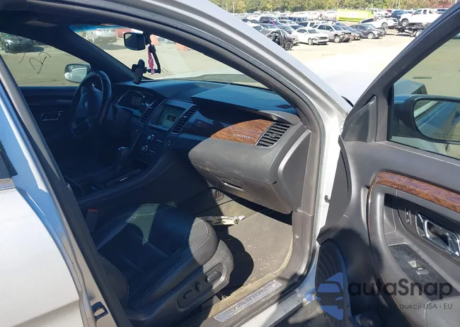 1FAHP2F86EG111065: 40656716