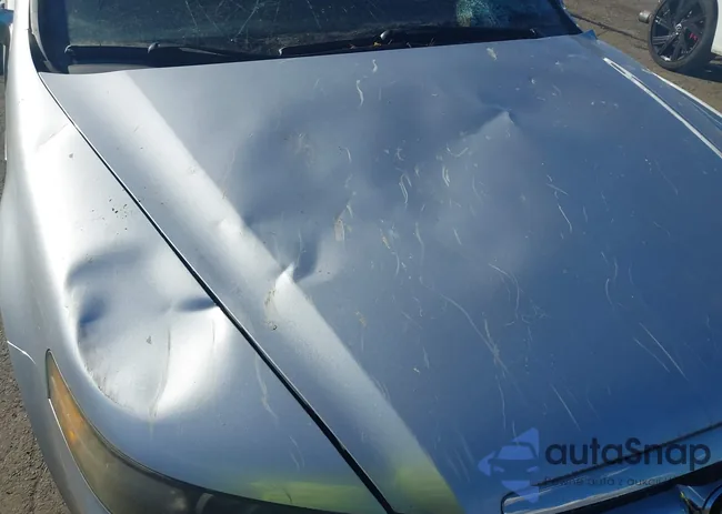 19UUA75557A041824: 40655950