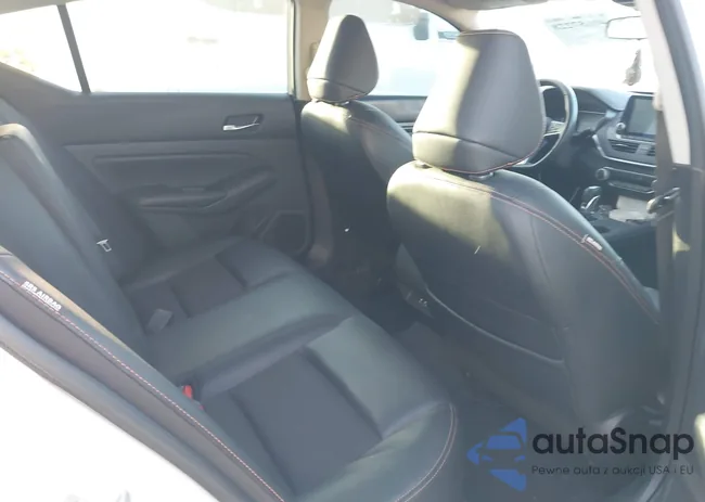 1N4BL4CV8NN340768: 40657228