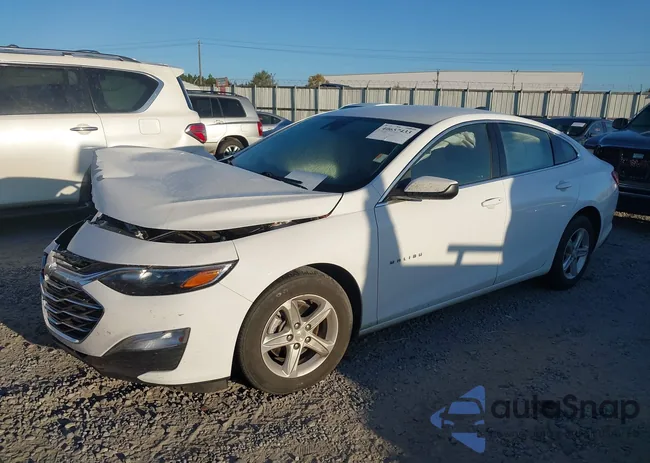 1G1ZC5ST8NF150471: 40657433