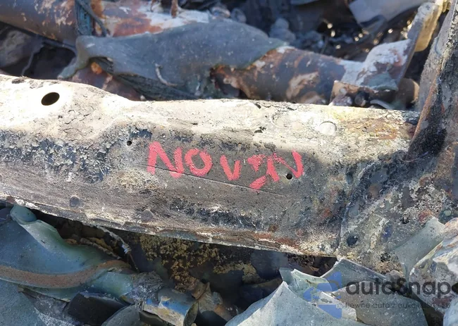 1G1PC5SB1E7442780: 40658404