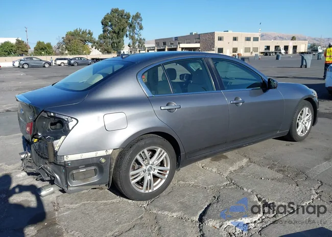 JN1DV6AP1CM812280: 40659143