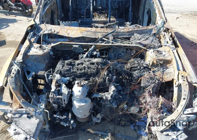 19XFL2H88PE012020: 40660663