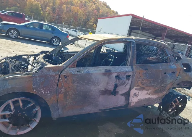 19XFL2H88PE012020: 40660663