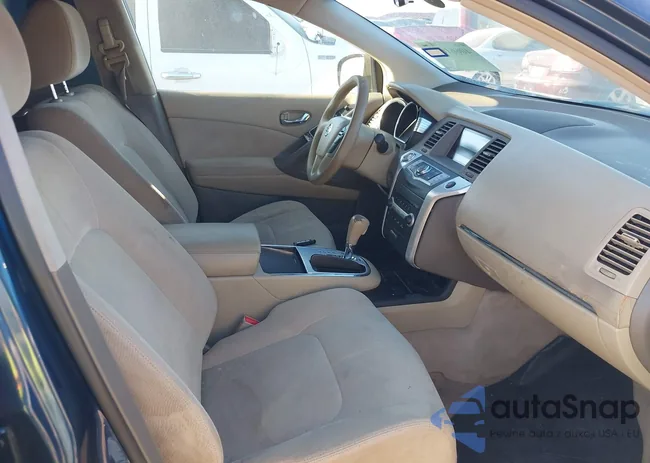 JN8AZ18U79W011146: 40661611