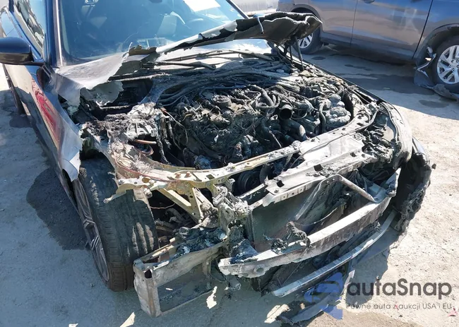 3MW23CM01R8E74941: 40660759