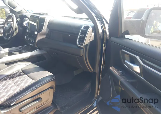 1C6RREFT7MN574784: 40663329