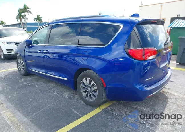 2C4RC1EG8LR172944: 40663622