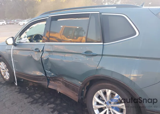 3VV2B7AX8KM128558: 40665256