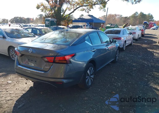 1N4BL4DW9MN384283: 40666653