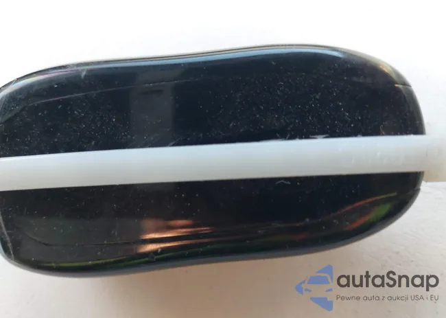 5YJXCBE20HF050017: 40667440