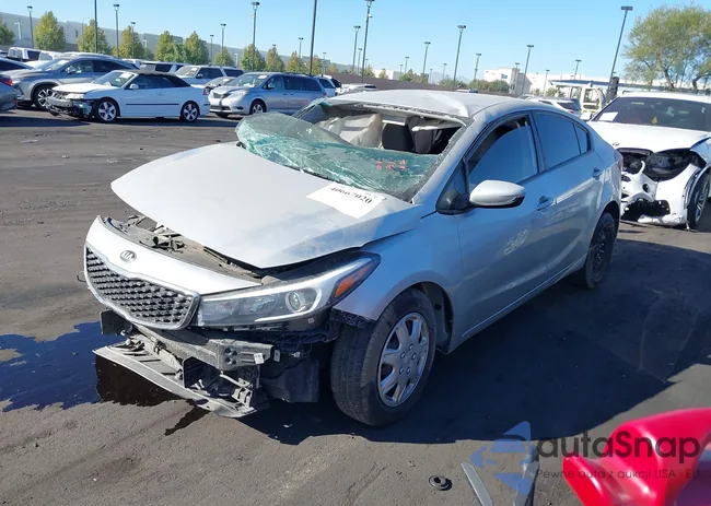 3KPFL4A72HE050695: 40667020